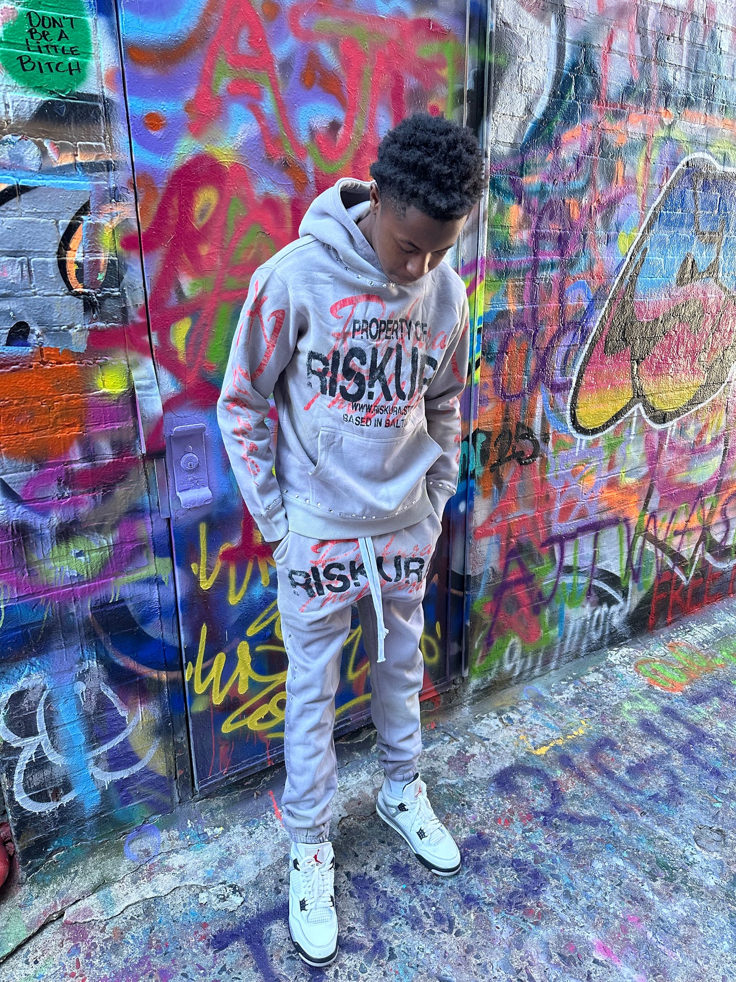 Grey heavyweight “Riskura” sweatsuits